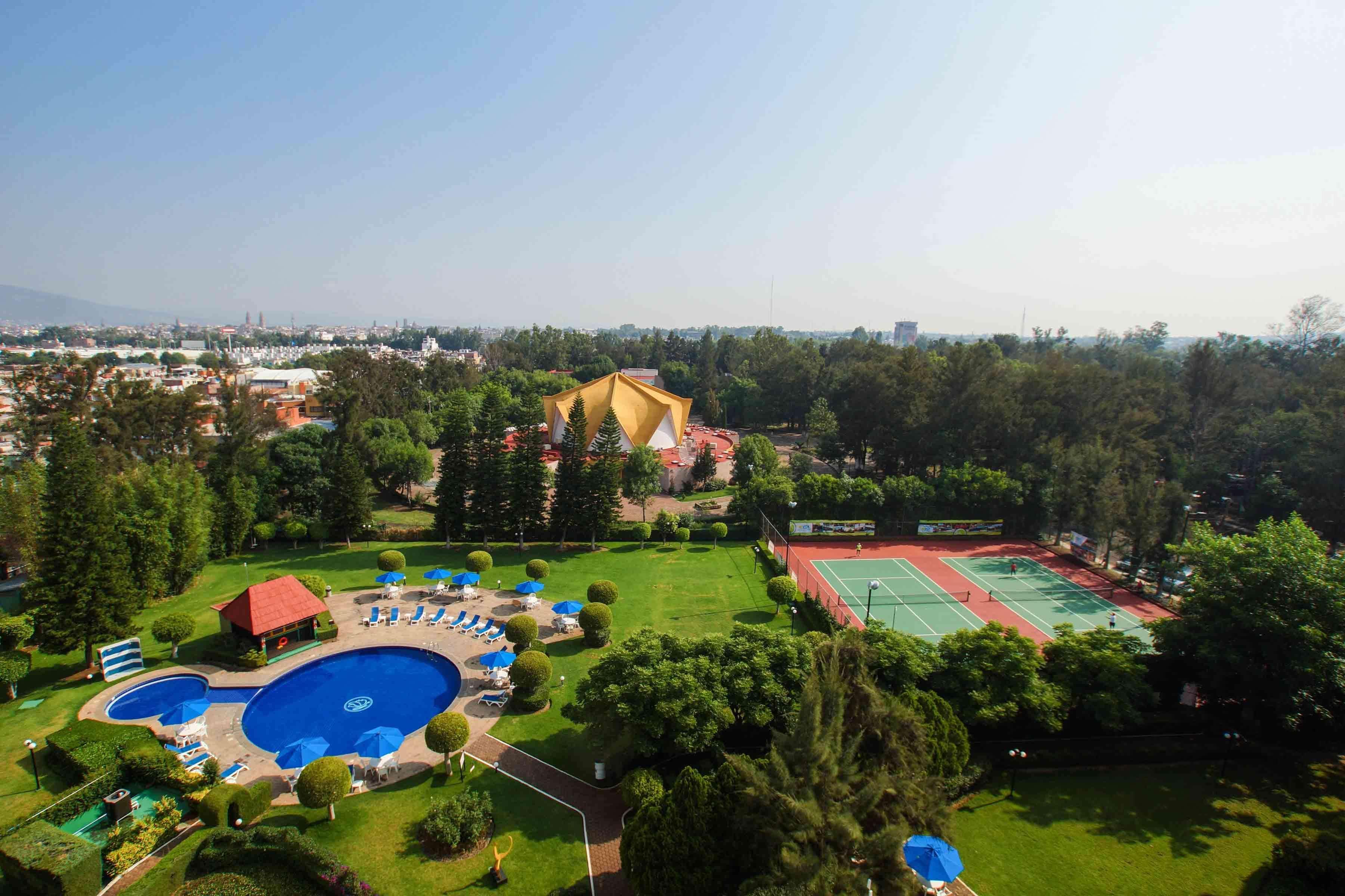 Grand Cantalagua Hotel Morelia, BW Signature Collection Екстериор снимка Club de las Lomas