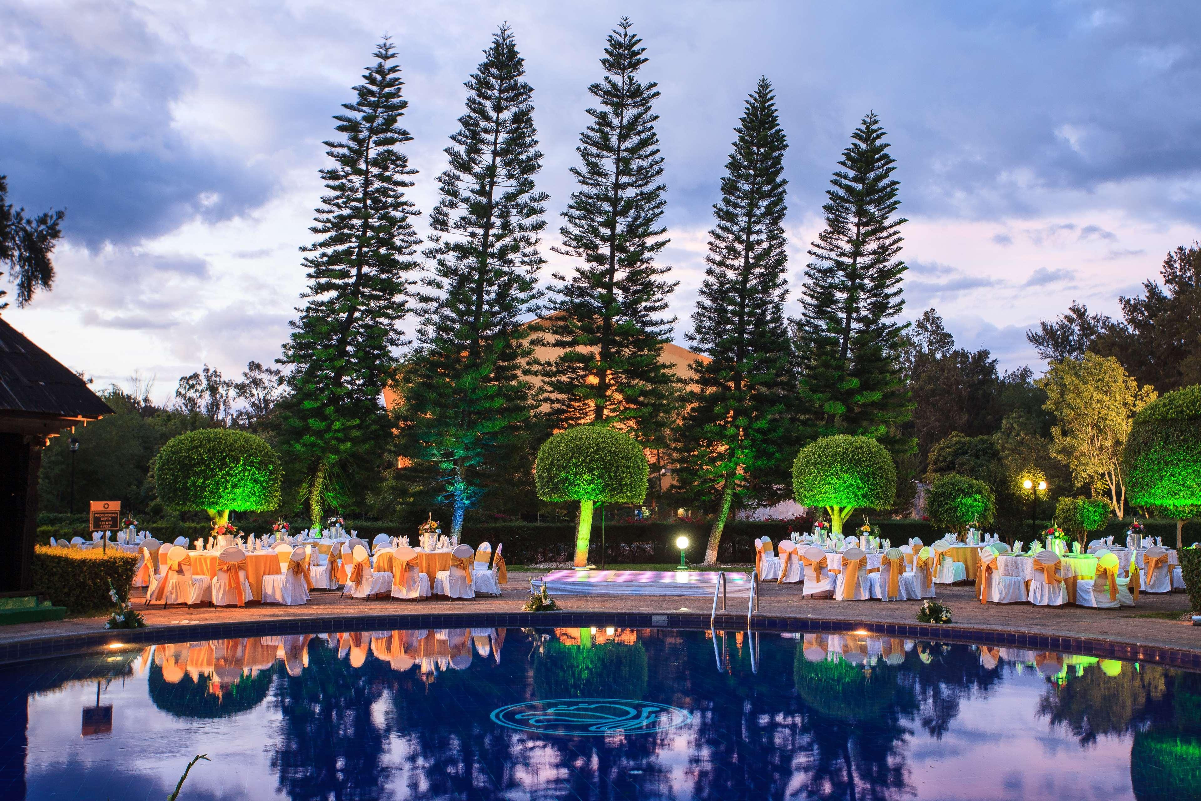 Grand Cantalagua Hotel Morelia, BW Signature Collection Екстериор снимка The Royal Garden Grove