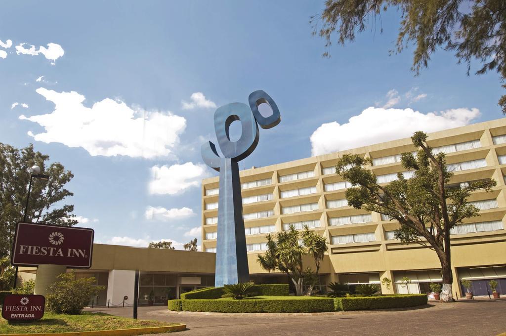 Grand Cantalagua Hotel Morelia, BW Signature Collection Екстериор снимка The sculpture in 2018